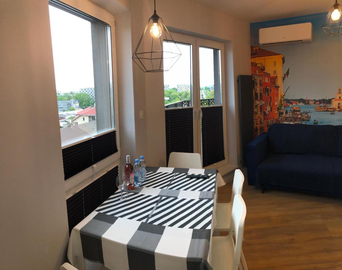 Klimatyzowany Apartament Wenecja Z Garazem Podziemnym Кельце Екстер'єр фото