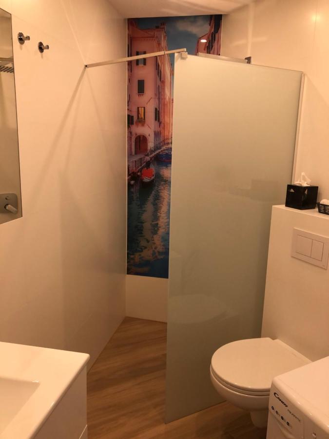Klimatyzowany Apartament Wenecja Z Garazem Podziemnym Кельце Екстер'єр фото